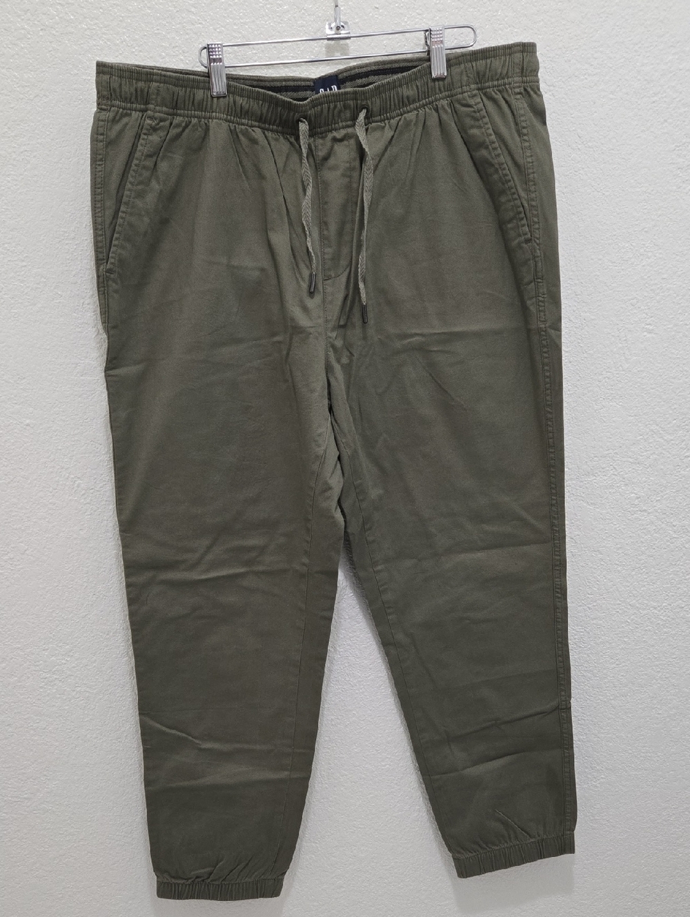 GAP Men's Olive Green Drawstring Jogger Pants